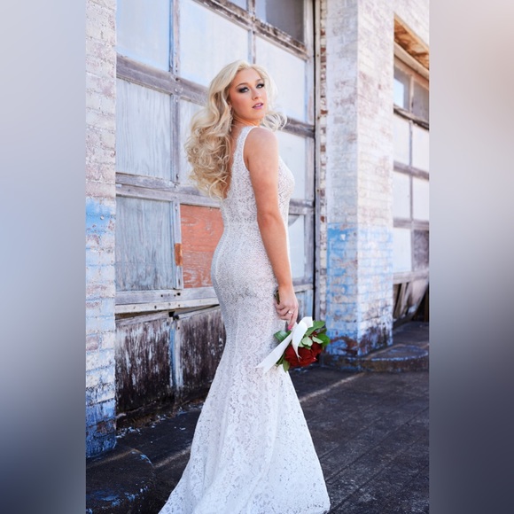 Prom/Pageant dress OBO - Picture 4 of 9